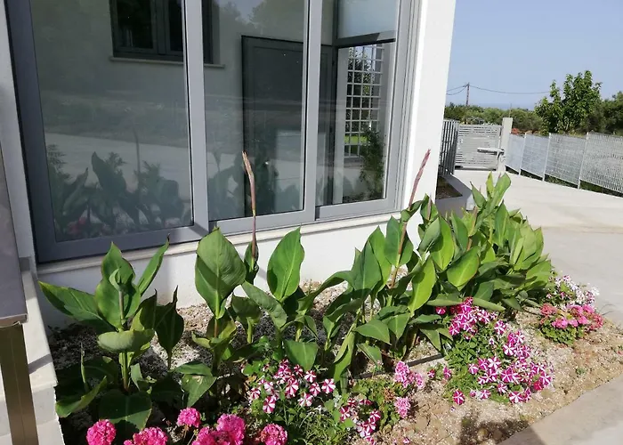 Romeo & Juliet Kefalonia Svoronata