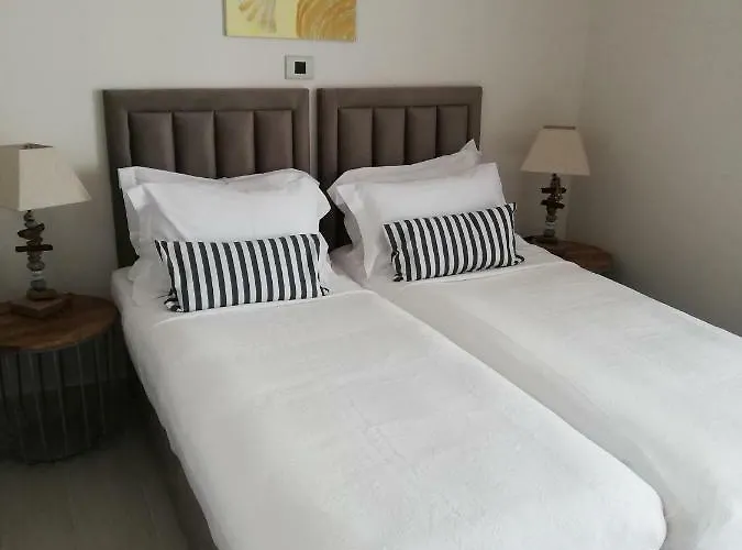 Romeo & Juliet Kefalonia Villa Svoronata